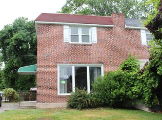 317 Greenwood Rd, Sharon Hill, PA 19079