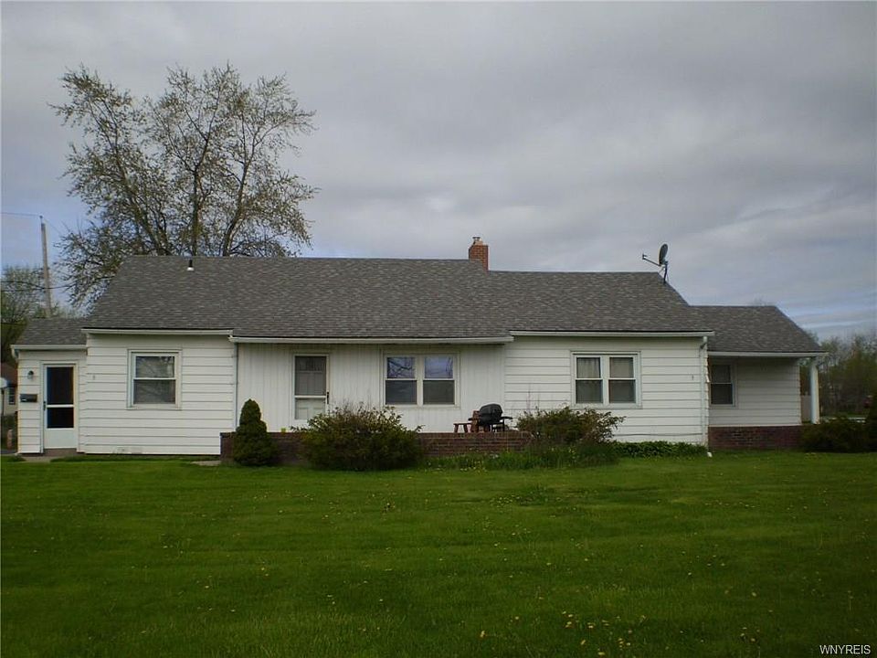 1st image of 3 Redwood Dr