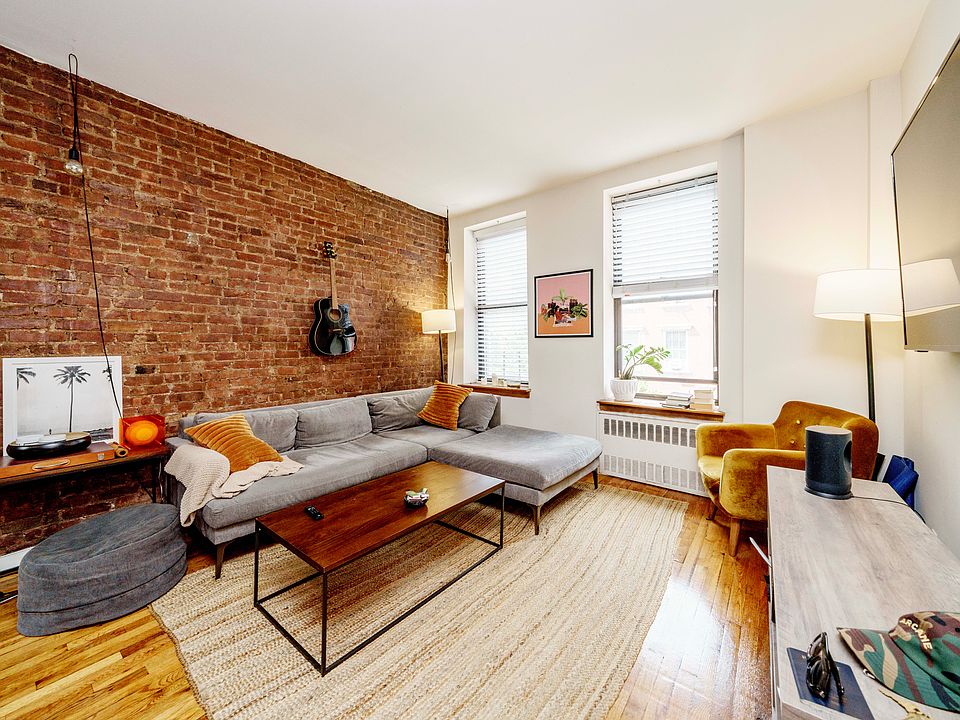 1st image of 6 Charles St APT 3A