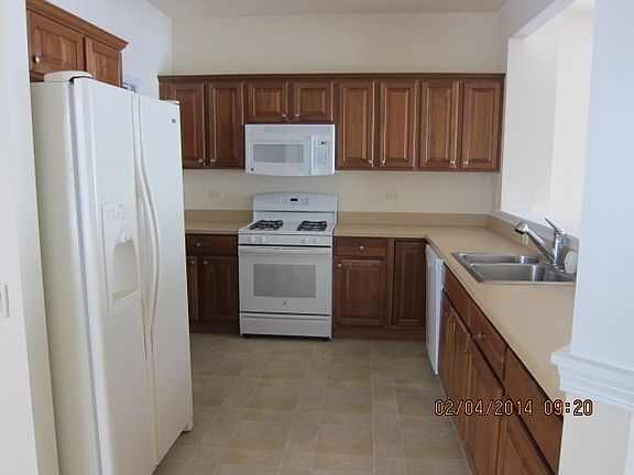 3rd image of 12881 Crestview Dr