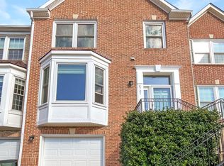 8707 Wadebrook Ter, Springfield, VA 22153