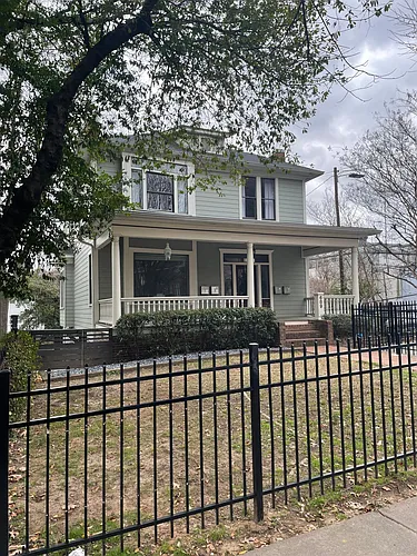 689 Myrtle St NE #D Photo 1