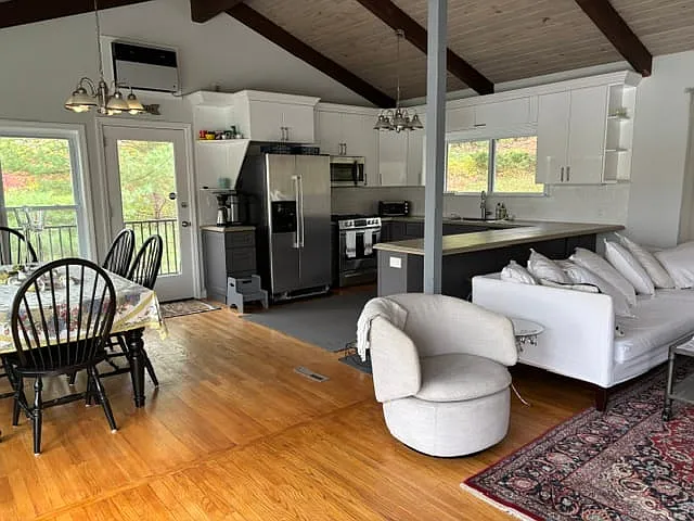 57 Truesdale Lake Dr — Photo 3