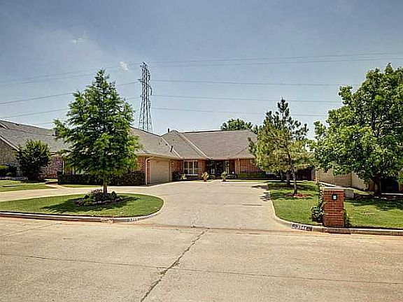2nd image of 3344 Rosewood Ln