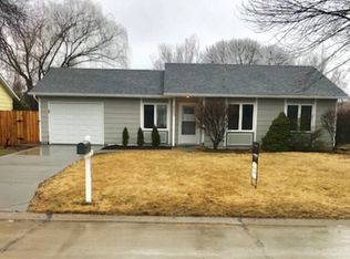 2503 Breezy Point Ln, O'Fallon, MO 63368