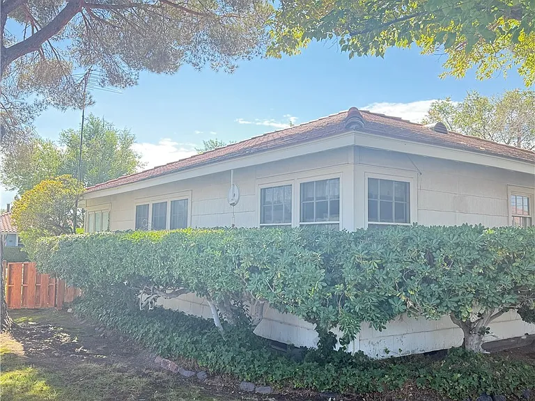 504 Cherry St — Photo 42