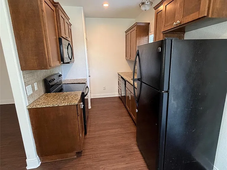 146 Mauna Kea Ln #B — Photo 5