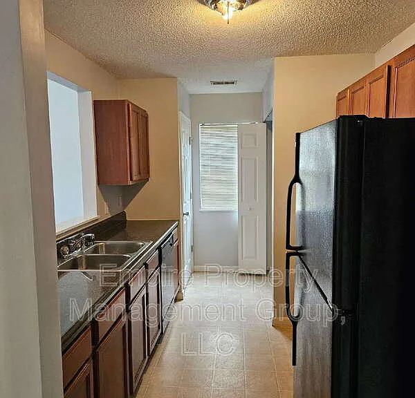 401 Dukes Hill Rd — Photo 8