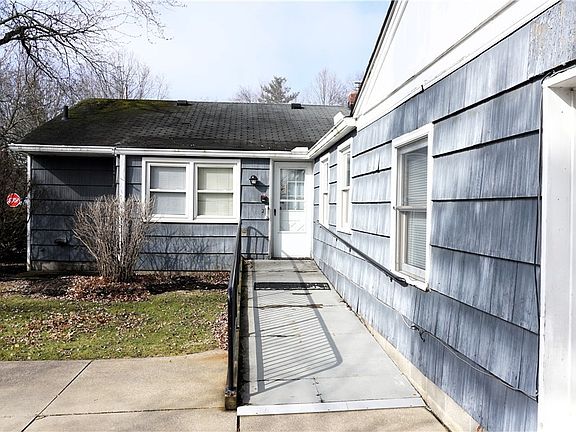 3rd image of 3455 Lakeview Blvd