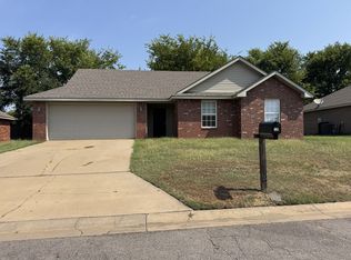 128 Lanita Dr, Roland, OK 74954