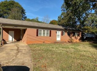 226 Rowal St SE, Conover, NC 28613