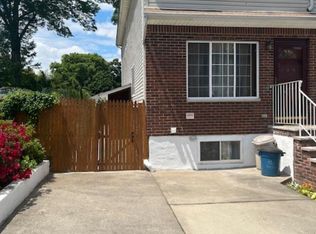 126 Seneca St, Staten Island, NY 10310