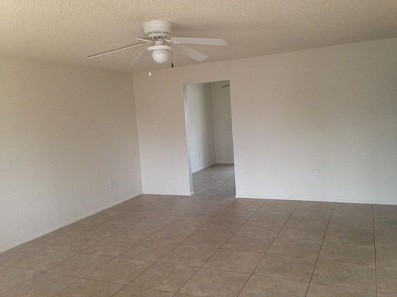 Living Room no Furniture