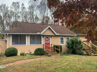 6199 Gatewood Rd, Fayetteville, WV 25840