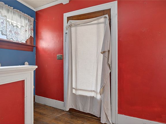 3rd image of 1205 Epworth Ave
