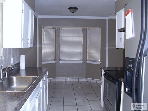 5th image of 735 NE Timber Dr #3