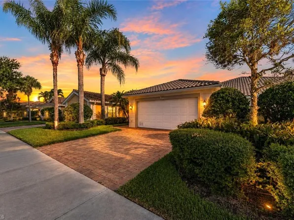 15500 Orlanda DR, BONITA SPRINGS, FL 34135