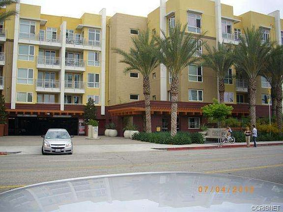 2nd image of 21301 Erwin St Unit 348
