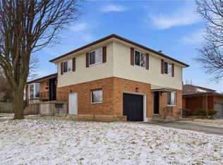 235 Elliott St, Cambridge, ON N1R 2L2