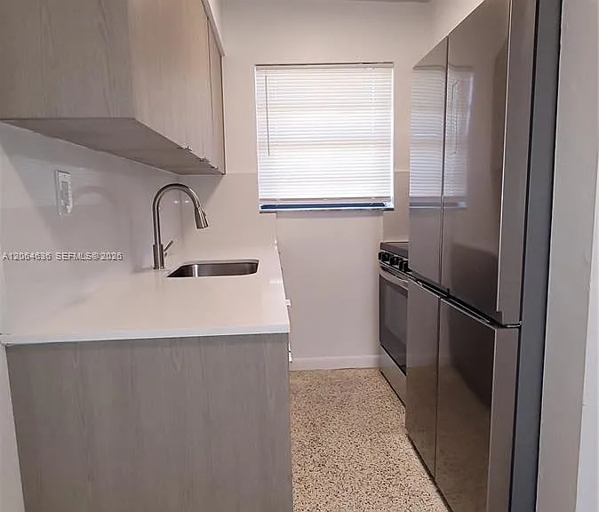 34 E 21st St #11 — Photo 3