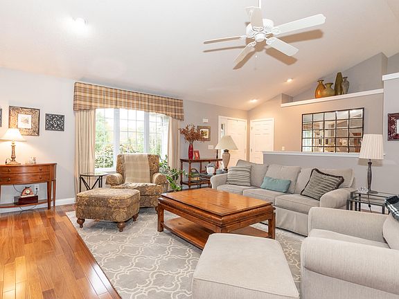5th image of 9501 Miller Dr