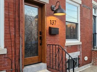 137 Moore St, Philadelphia, PA 19148