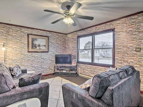 106 Elizabeth St, Berlin, MD 21811