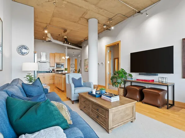 150 2nd St NE Unit B604, Minneapolis, MN 55413