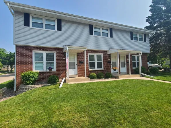 8830 West Howard AVENUE #8828, 8832, Milwaukee, WI 53228