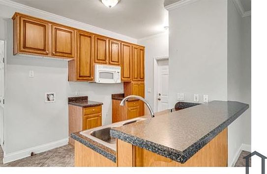 4th image of 12149 Prudie Cir E #A