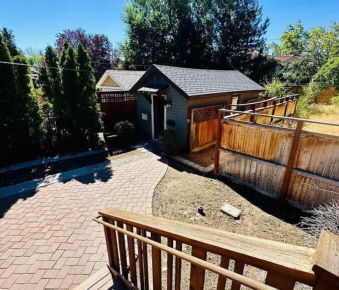 588 Marsh Ave — Photo 27