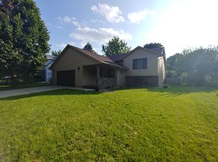 413 N Needles Dr, Brandon, SD 57005
