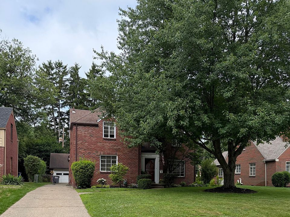 1st image of 2663 Pemberton Dr