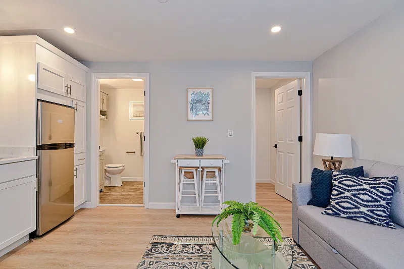 528 Ocean Blvd #19