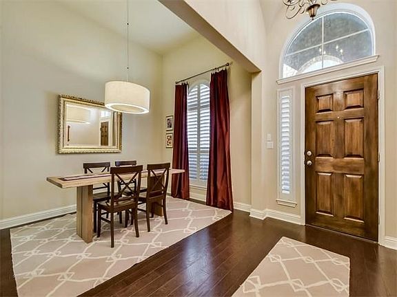 4th image of 510 Williams Way