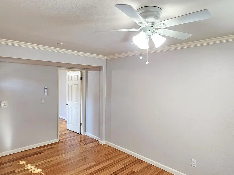 1430 V St #4 — Photo 5