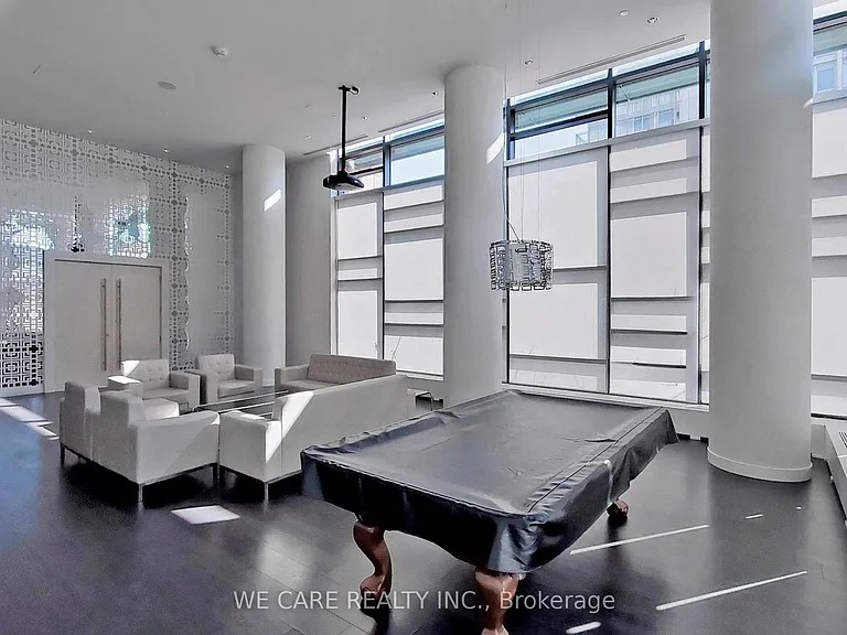68 Canterbury Pl #311 — Photo 30