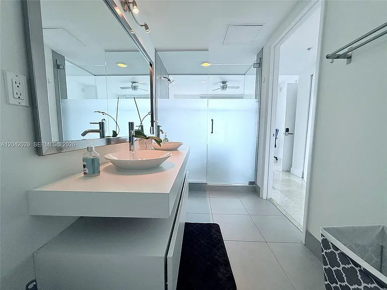 92 SW 3rd St #4311 — Photo 28
