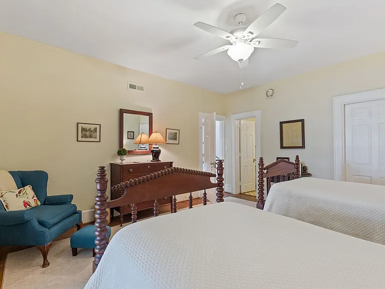 4136 Ashley River Rd — Photo 40