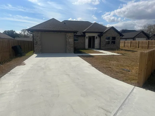 2130 Canal St, Port Arthur, TX 77640