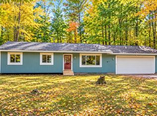 4873 S Red Oaks Dr, Traverse City, MI 49685