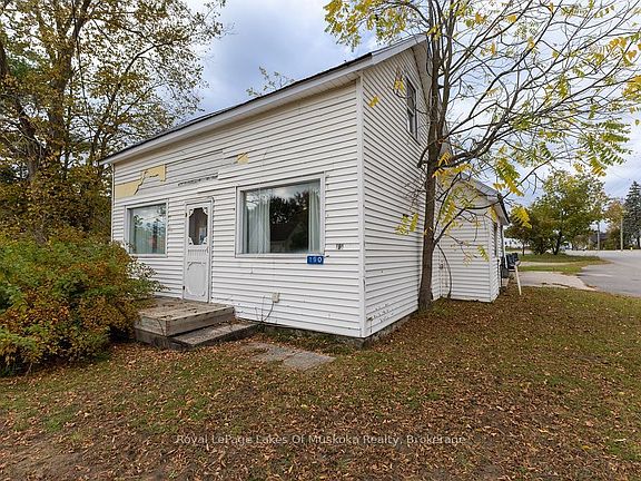 2nd image of 190 Phillip St E