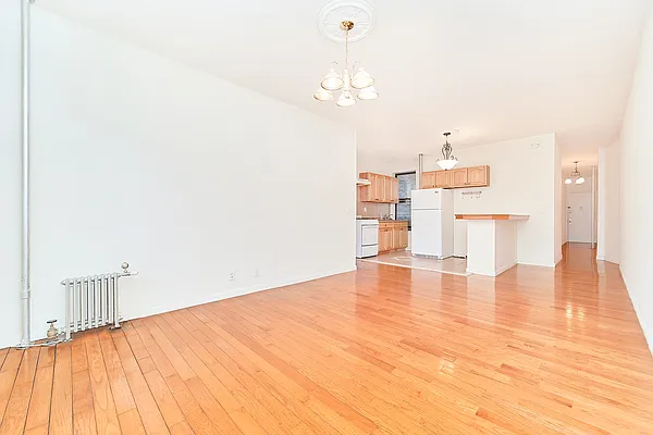 Rented by Living New York | media 12