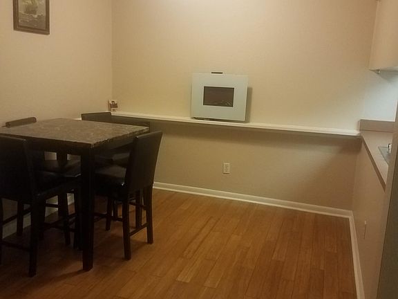 4th image of 4810 S Dauphin Ave APT A26