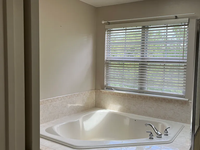 103 Nutmeg Ln — Photo 14