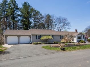 2 Pine St, Southwick, MA 01077
