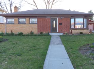 7756 N Nora Ave, Niles, IL 60714