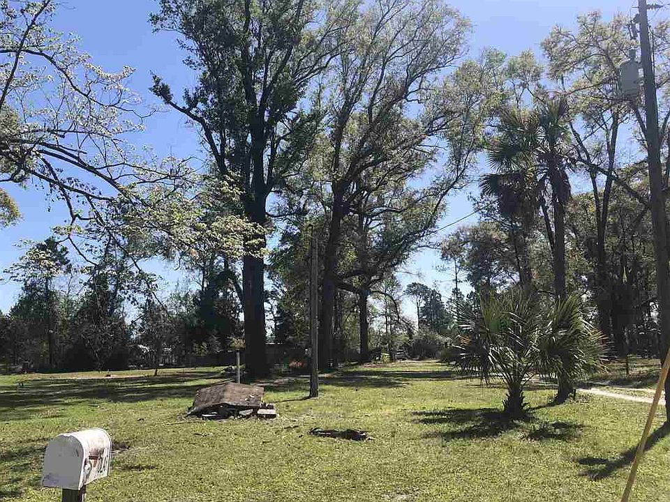 2nd image of 1451 Old Woodville Rd