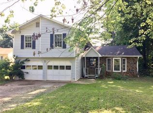 1165 Harview Dr, Lilburn, GA 30047