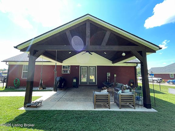 2nd image of 140 Peabody Loop